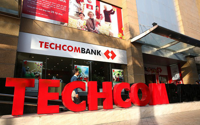 Dịch vụ ngân hàng điện tử của Techcombank lại gặp sự cố, gọi đến đường dây nóng cũng không thể kết nối